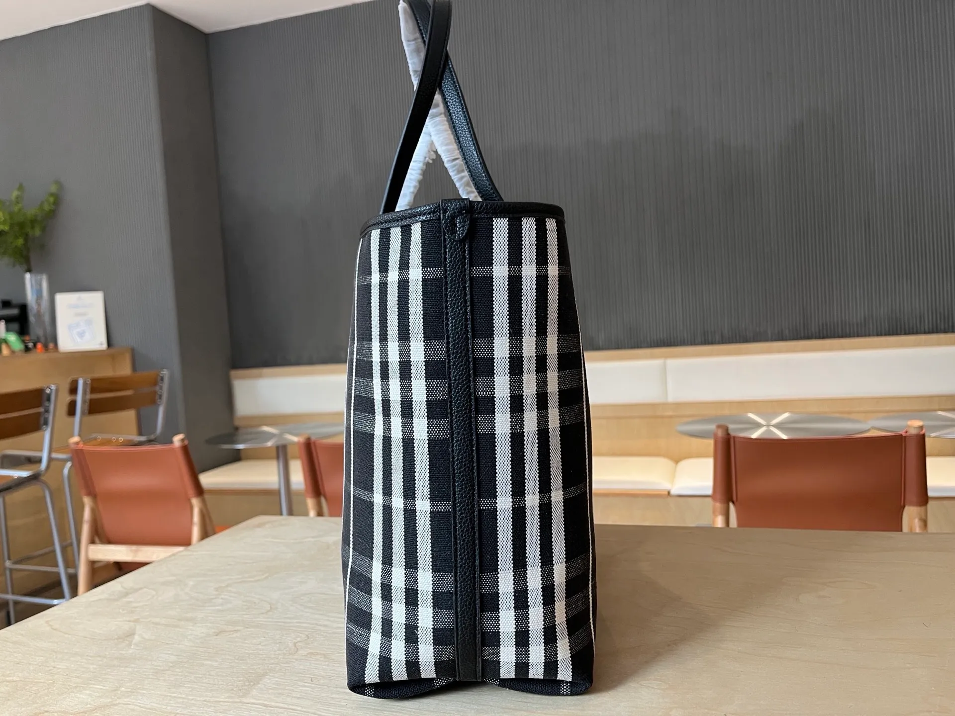 All categories Burberry women's bags (Burberry) Burberry 7201