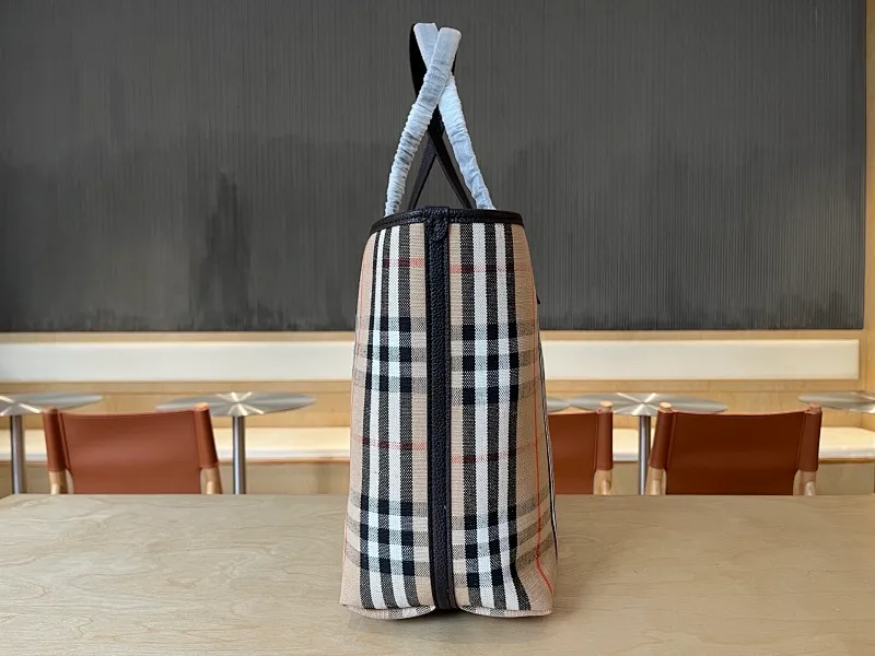 All categories Burberry women's bags (Burberry) Burberry 7201