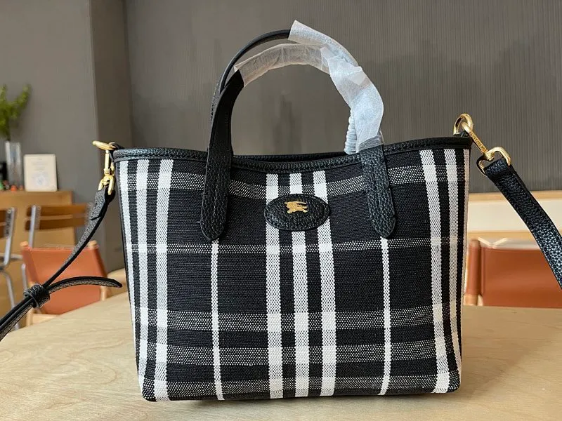 All categories Burberry women's bags (Burberry) Burberry 6271