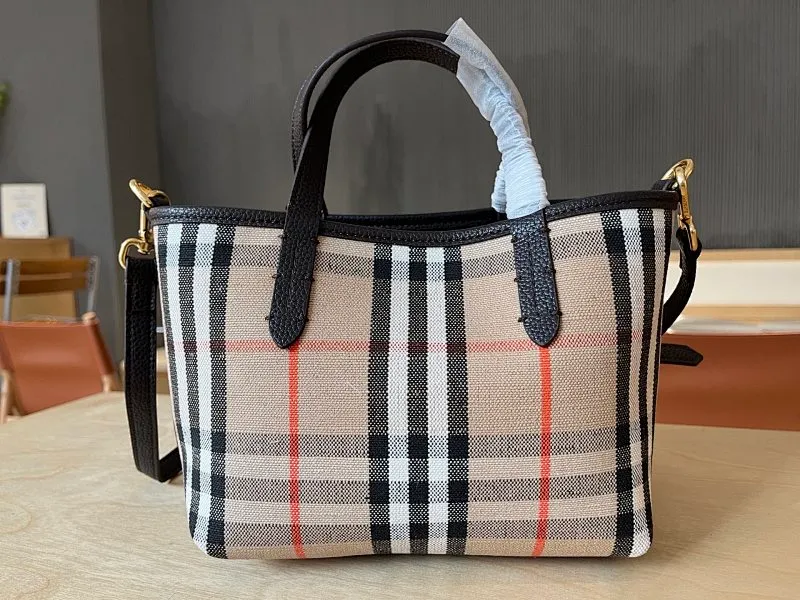 All categories Burberry women's bags (Burberry) Burberry 6271