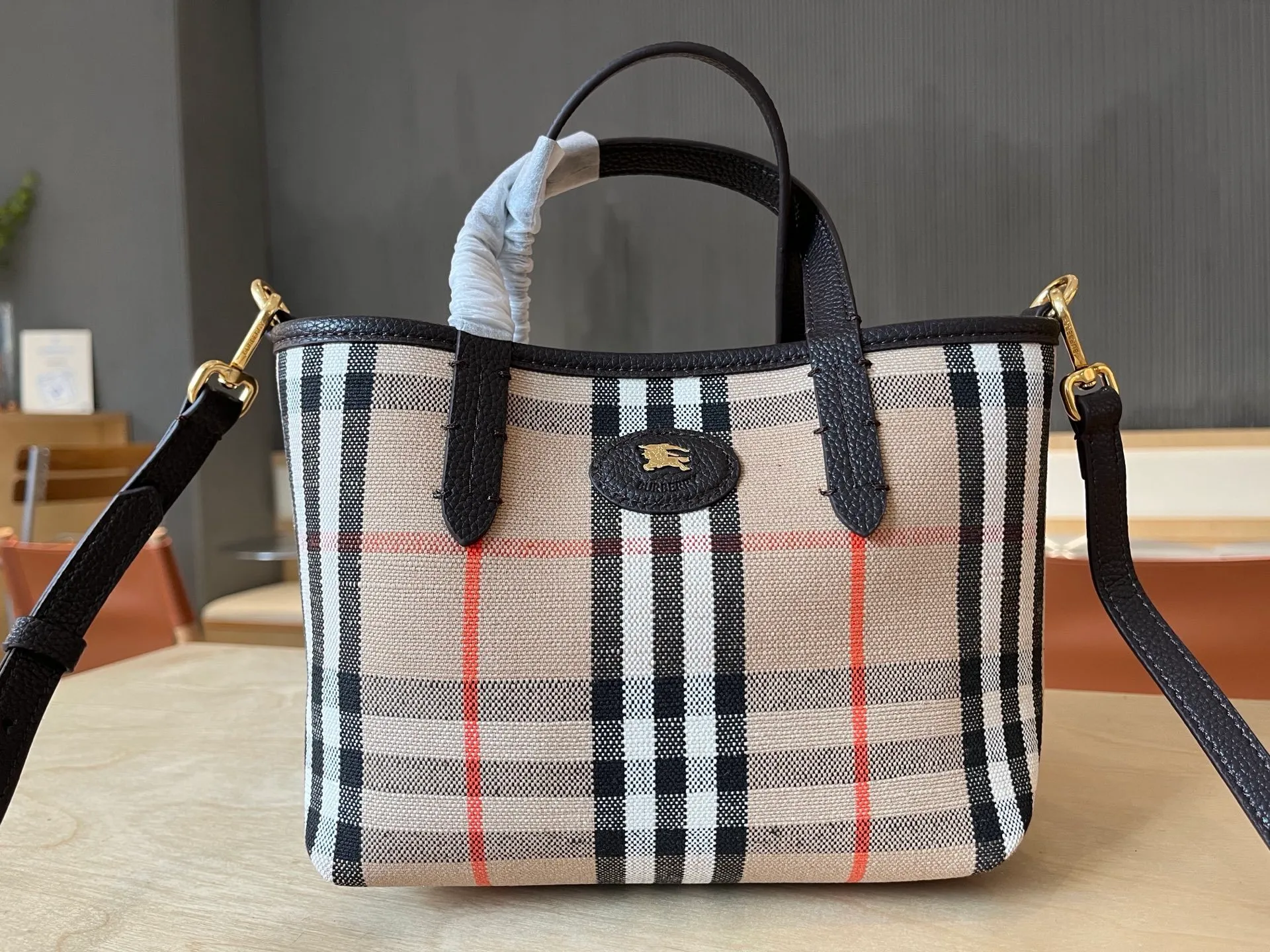 All categories Burberry women's bags (Burberry) Burberry 6271