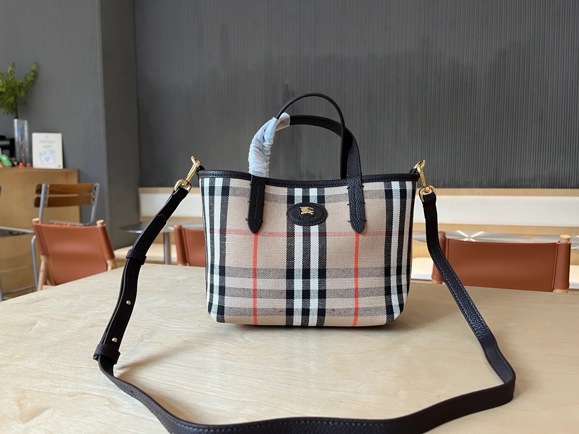 All categories Burberry women's bags (Burberry) Burberry 6271