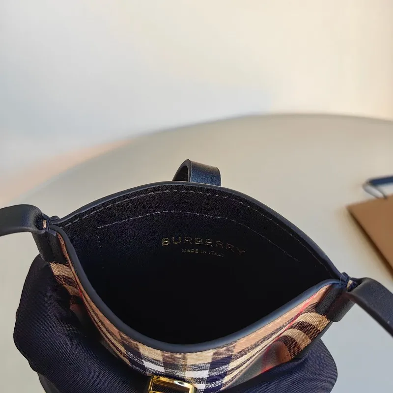 All categories Burberry women's bags (Burberry) Burberry 80527781