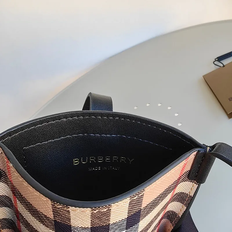 All categories Burberry women's bags (Burberry) Burberry 80527781