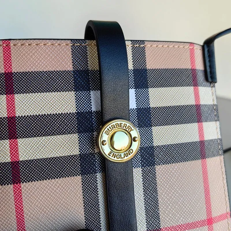 All categories Burberry women's bags (Burberry) Burberry 80527781