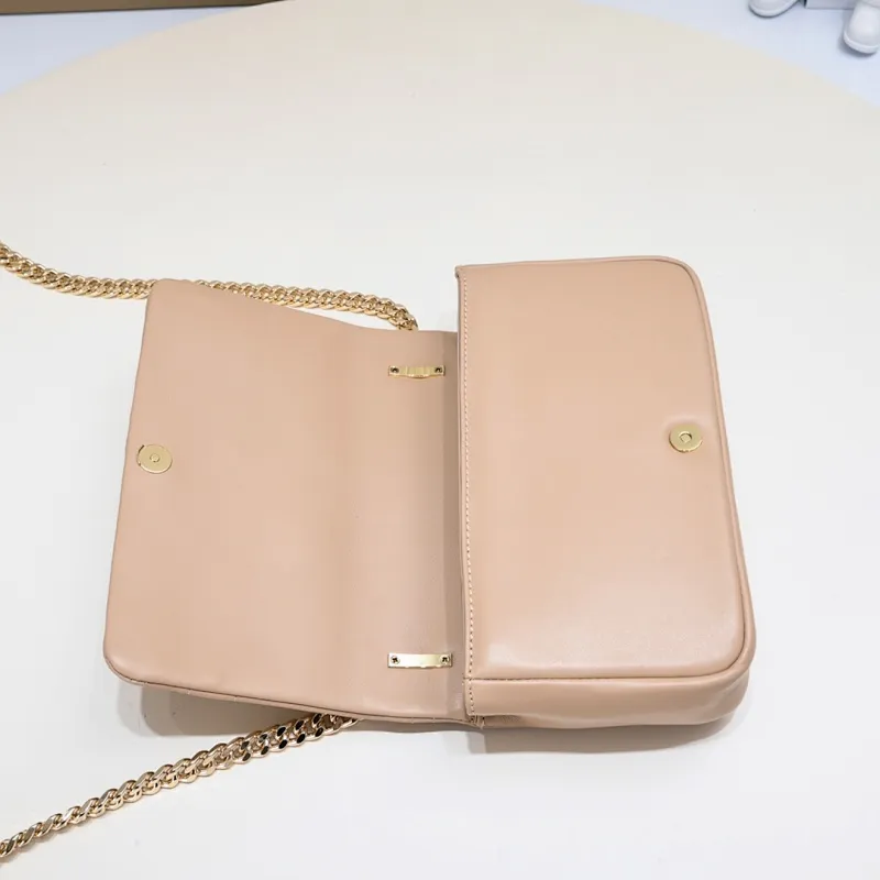 All categories Burberry women's bags (Burberry) Burberry 8378