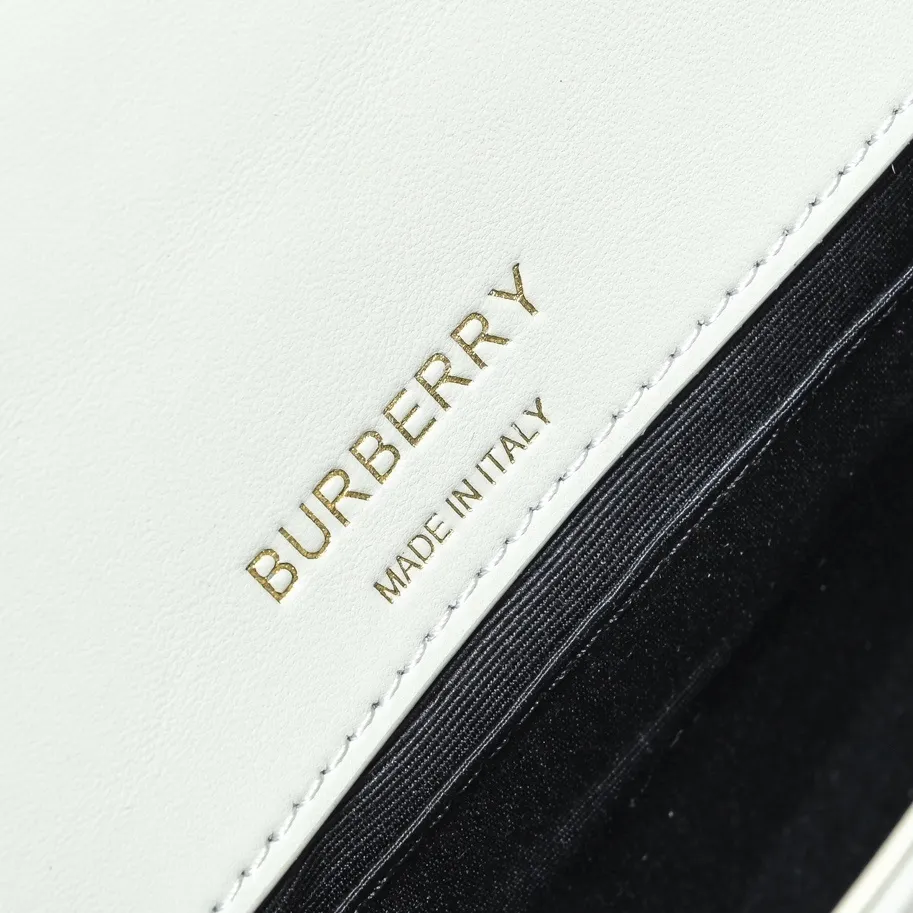 All categories Burberry women's bags (Burberry) Burberry 8378