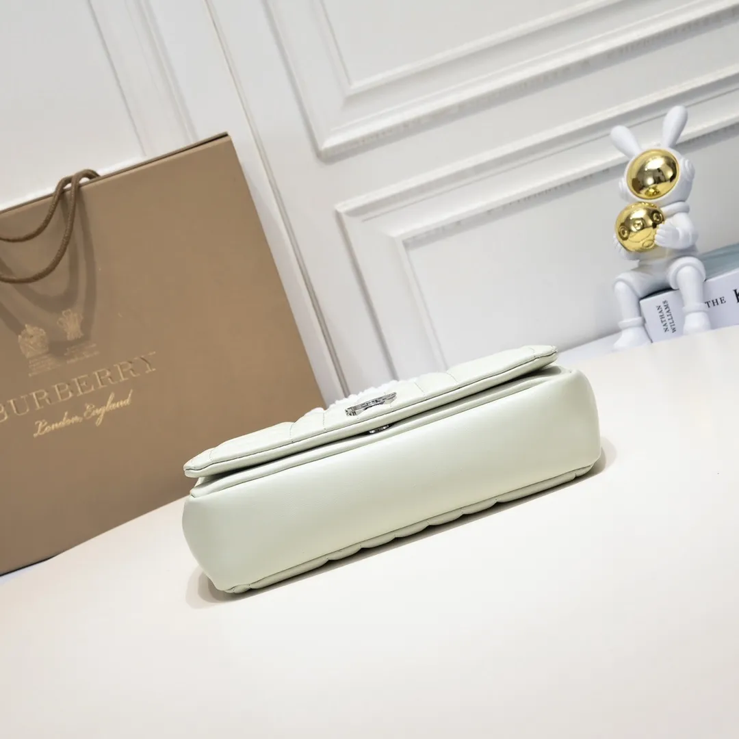 All categories Burberry women's bags (Burberry) Burberry 8378