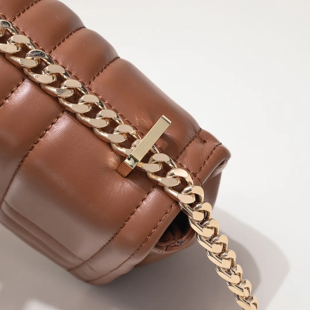 All categories Burberry women's bags (Burberry) Burberry 8378