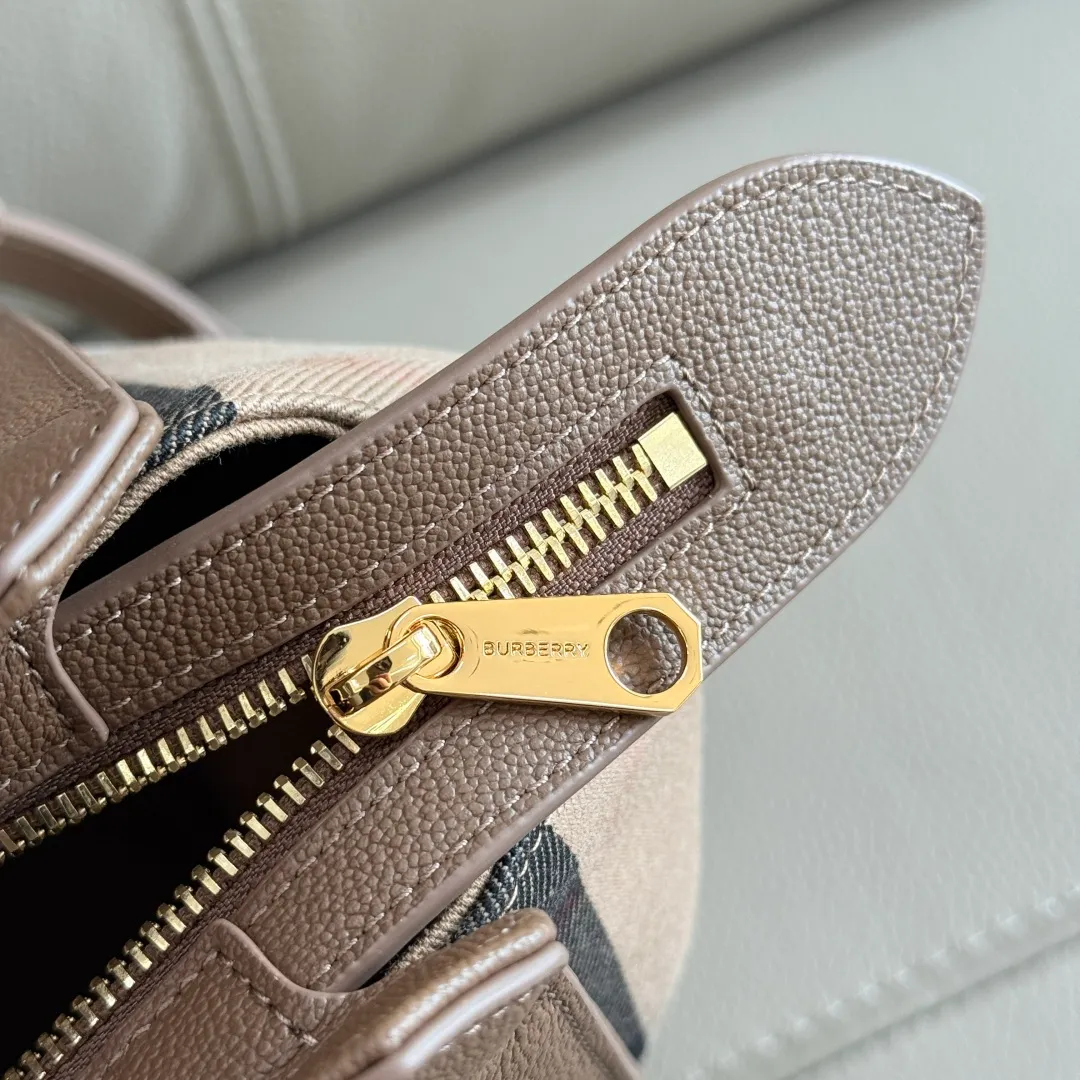 All Categories Burberry Women's Bags (Burberry) Burberry Special 4731