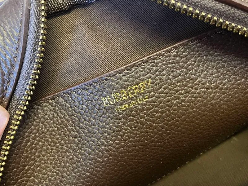 All categories Burberry women's bags (Burberry) Burberry 2458