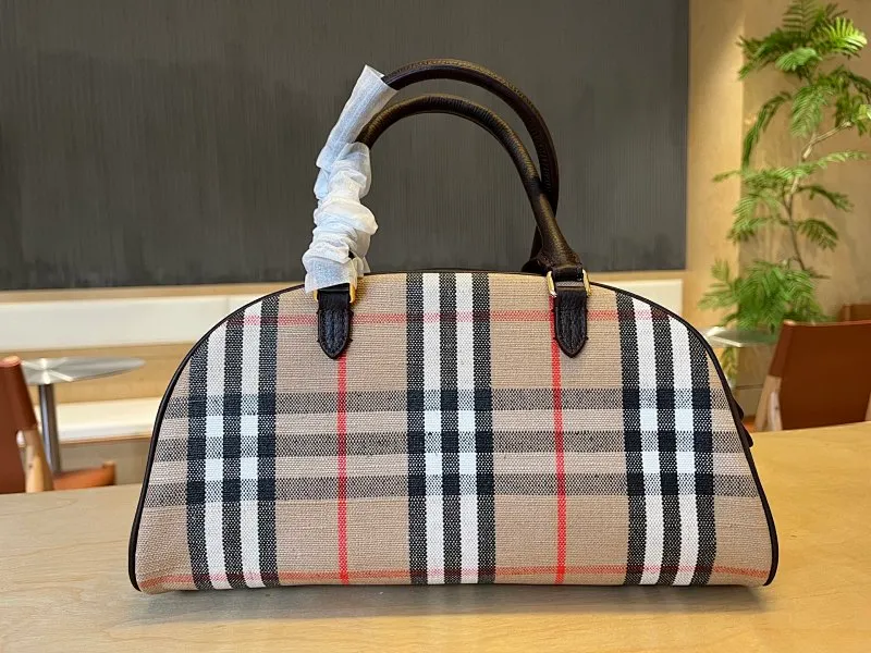 All categories Burberry women's bags (Burberry) Burberry 2458