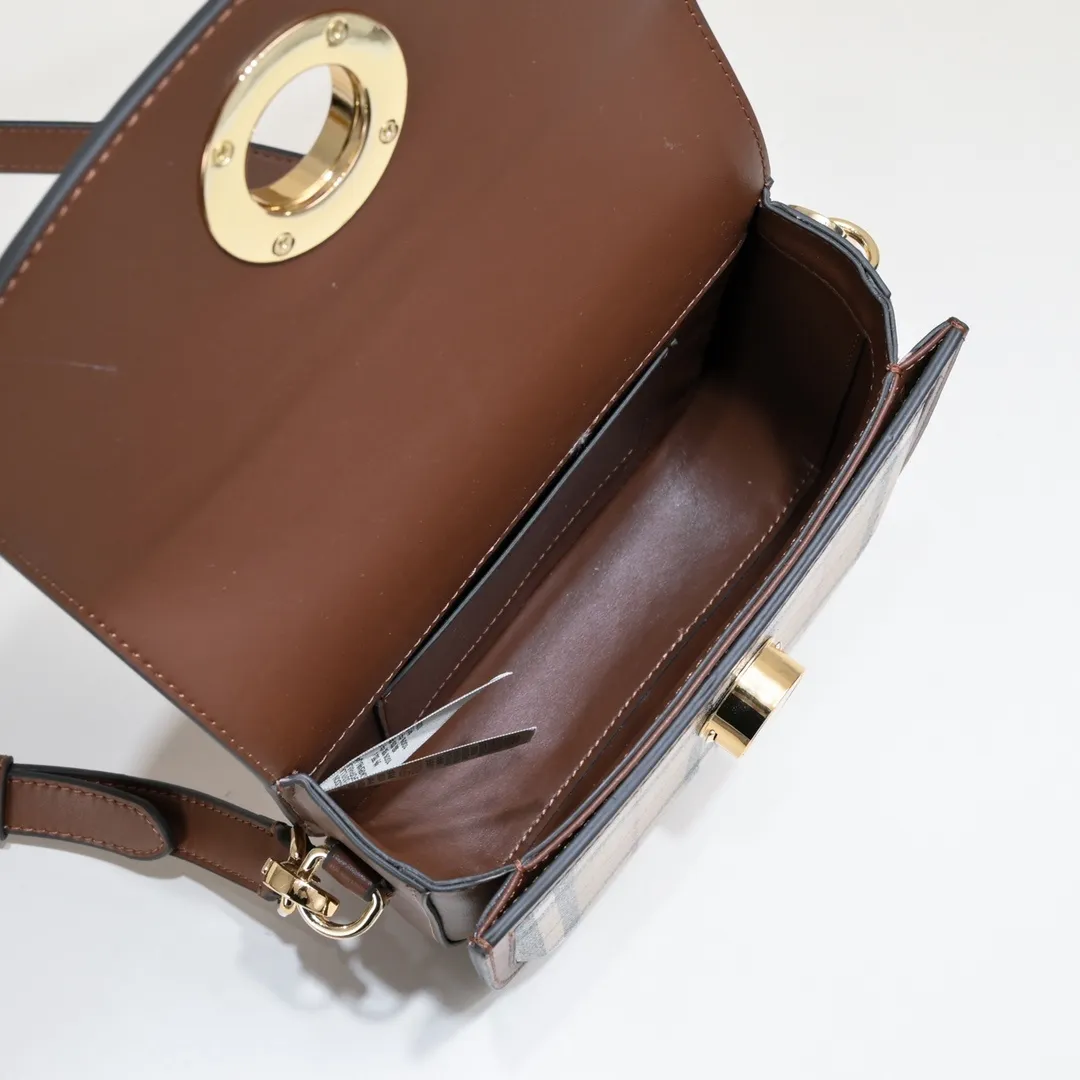 All categories Burberry women's bags (Burberry) Burberry 8375