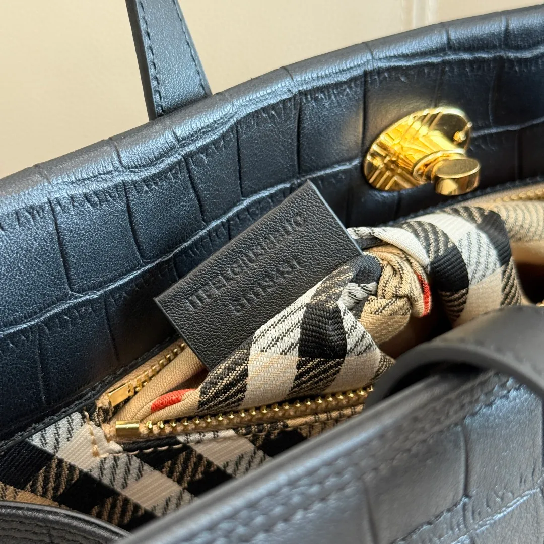 All Categories Burberry Women's Bags (Burberry) Burberry Special 3431 Crocodile Pattern