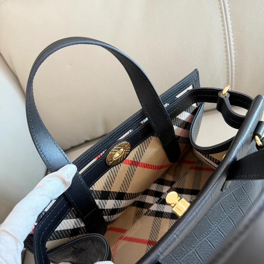 All Categories Burberry Women's Bags (Burberry) Burberry Special 3431 Crocodile Pattern