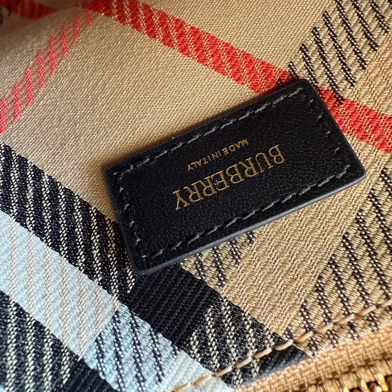 All Categories Burberry Women's Bags (Burberry) Burberry Special 3431 Crocodile Pattern