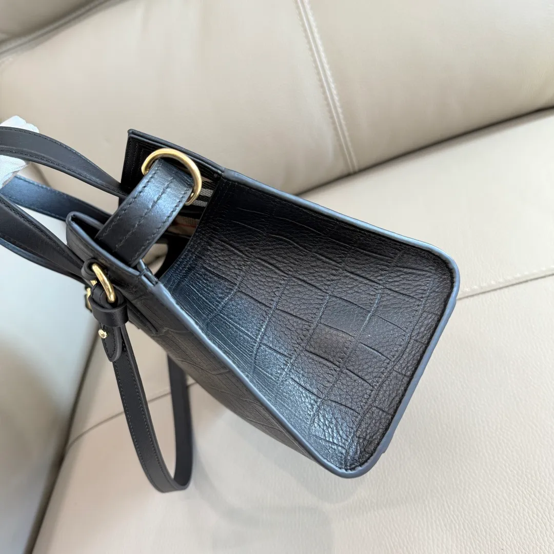All Categories Burberry Women's Bags (Burberry) Burberry Special 3431 Crocodile Pattern