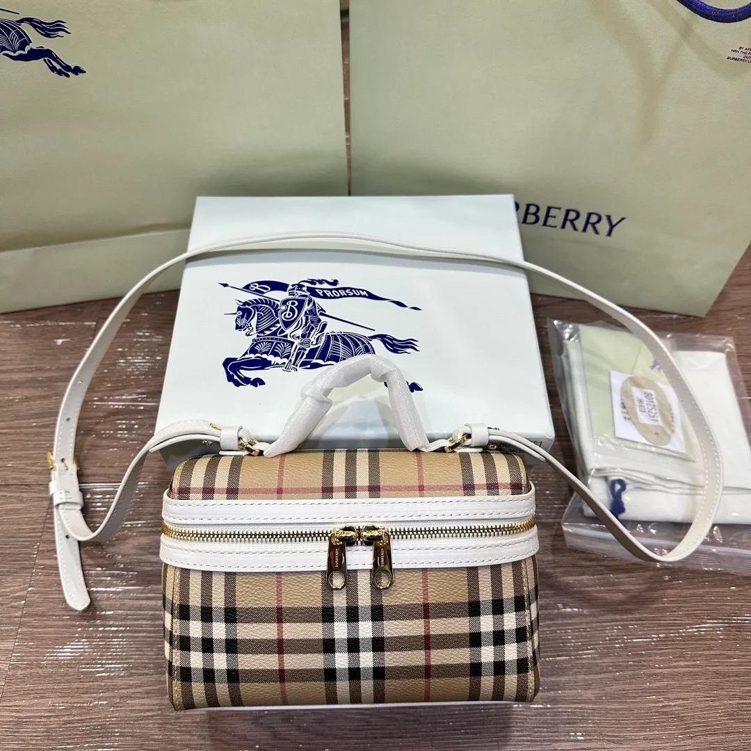 All categories Burberry women's bags (Burberry) Burberry 3066