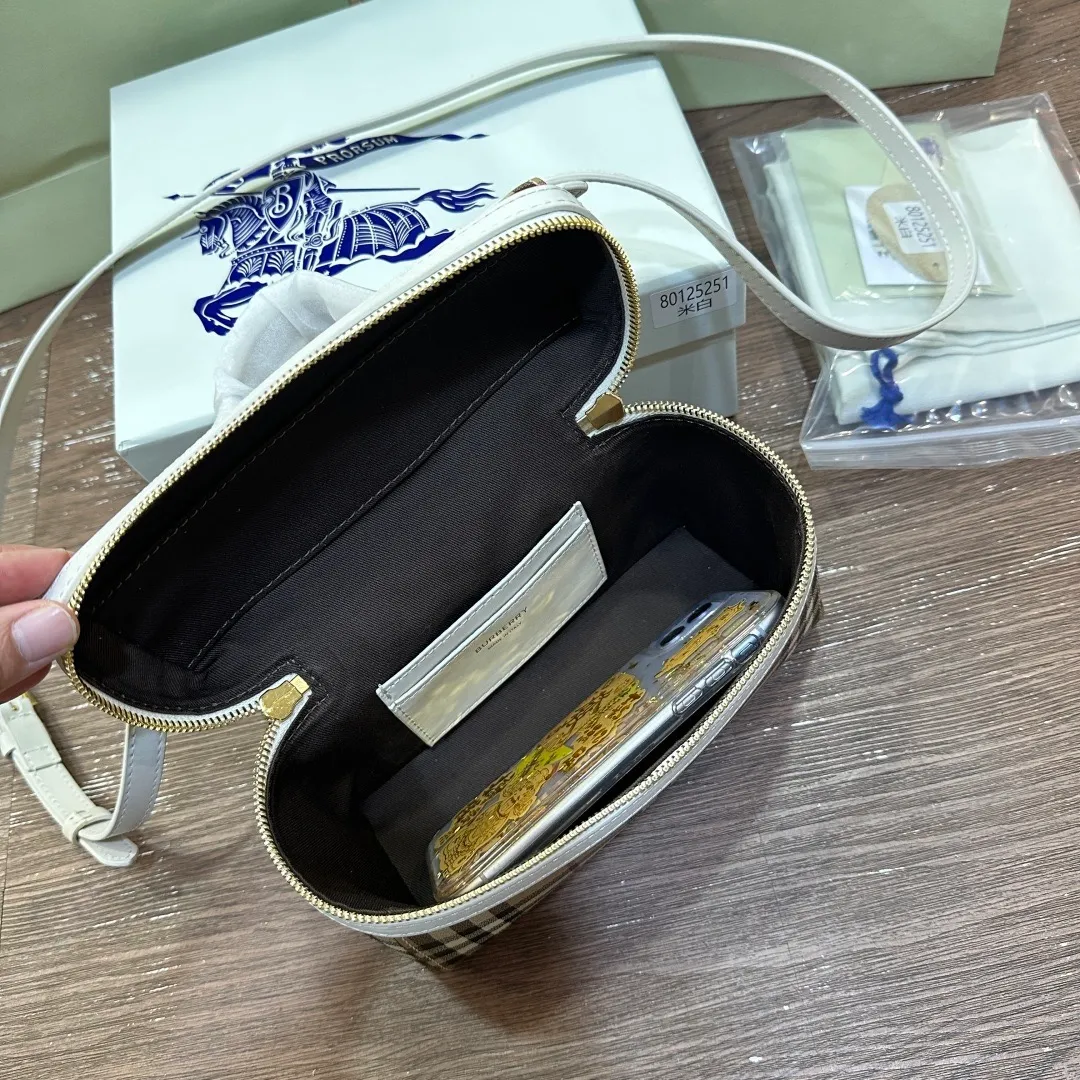 All categories Burberry women's bags (Burberry) Burberry 3066
