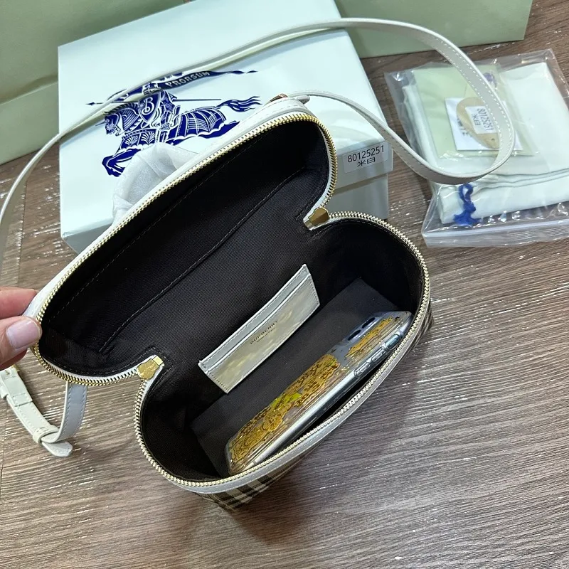 All categories Burberry women's bags (Burberry) Burberry 3066