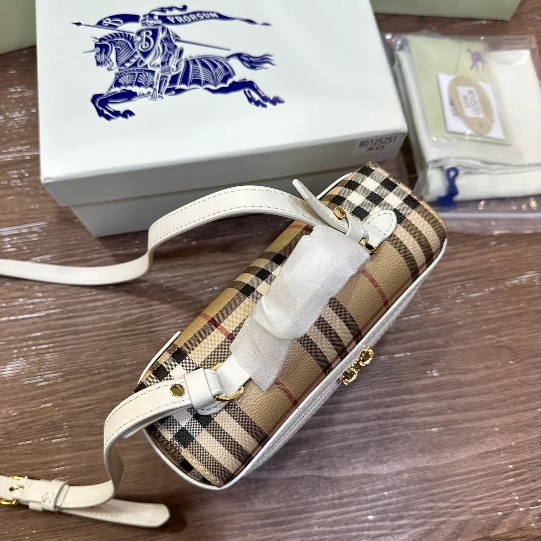 All categories Burberry women's bags (Burberry) Burberry 3066