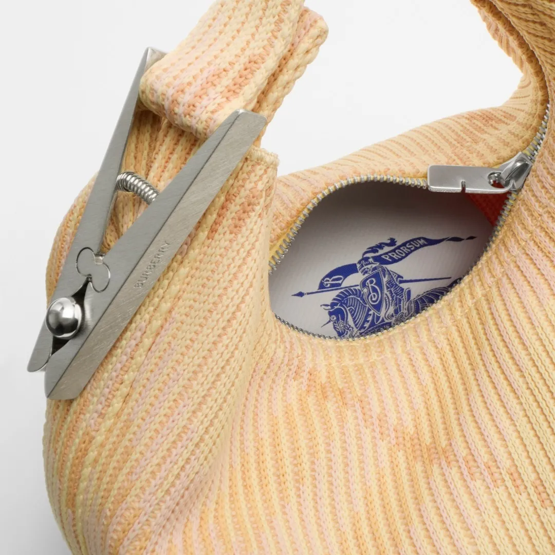 All categories Burberry women's bags (Burberry) Burberry 8382