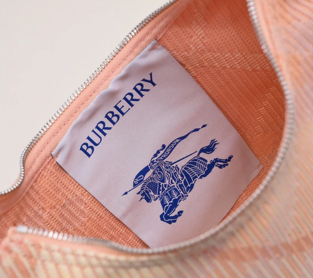 All categories Burberry women's bags (Burberry) Burberry 8382