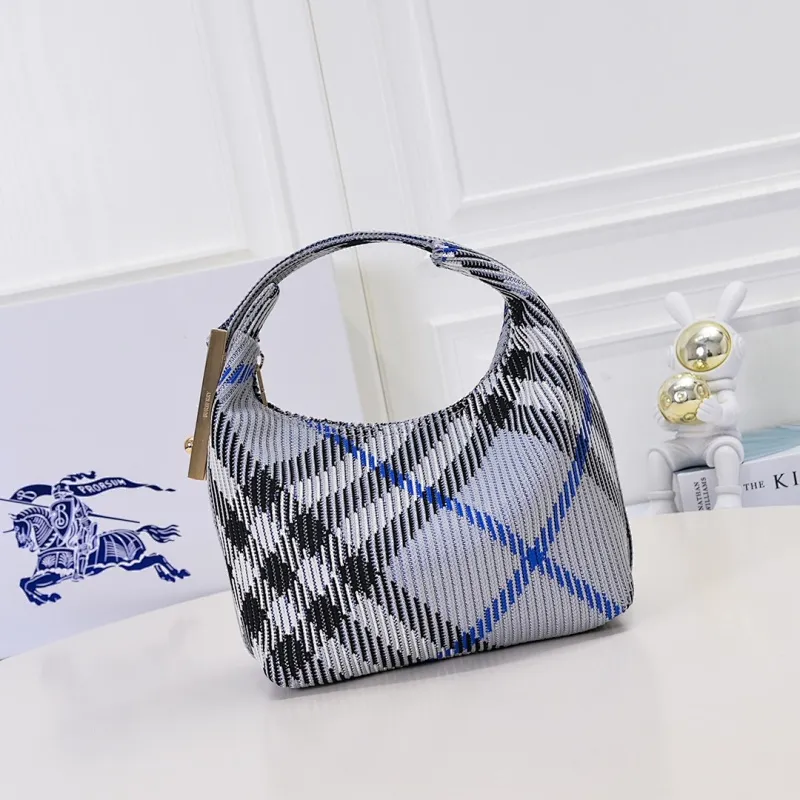 All categories Burberry women's bags (Burberry) Burberry 8382