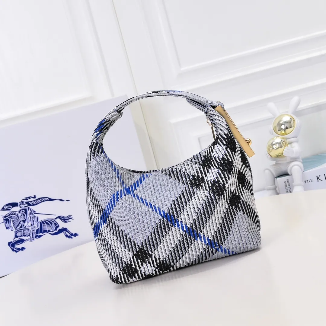 All categories Burberry women's bags (Burberry) Burberry 8382