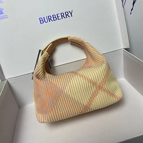 All categories Burberry women's bags (Burberry) Burberry 215