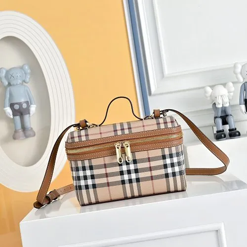 All categories Burberry women's bags (Burberry) Burberry 1913