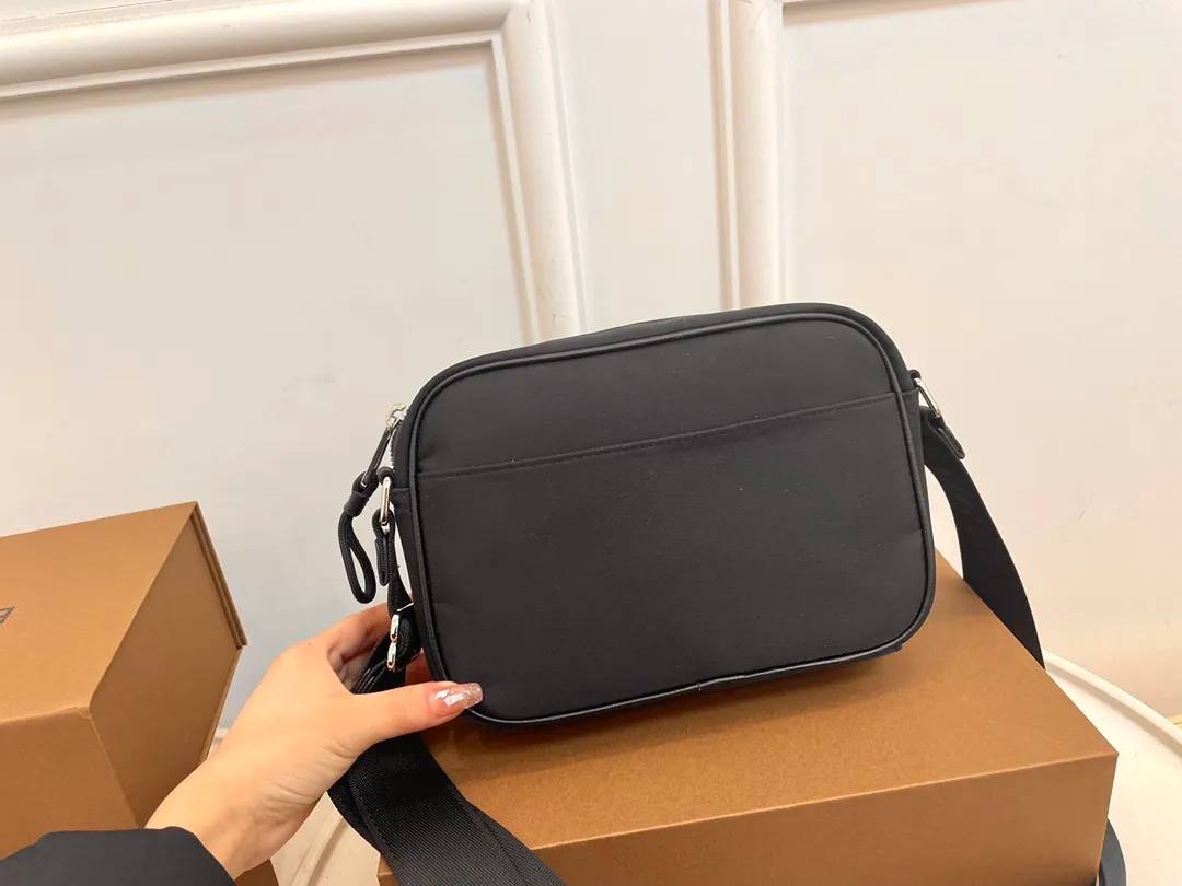All Categories Official Website "Brand Women's Bags" Women's Bags 💙 Burberry 2023 New Burberry Crossbody Bag