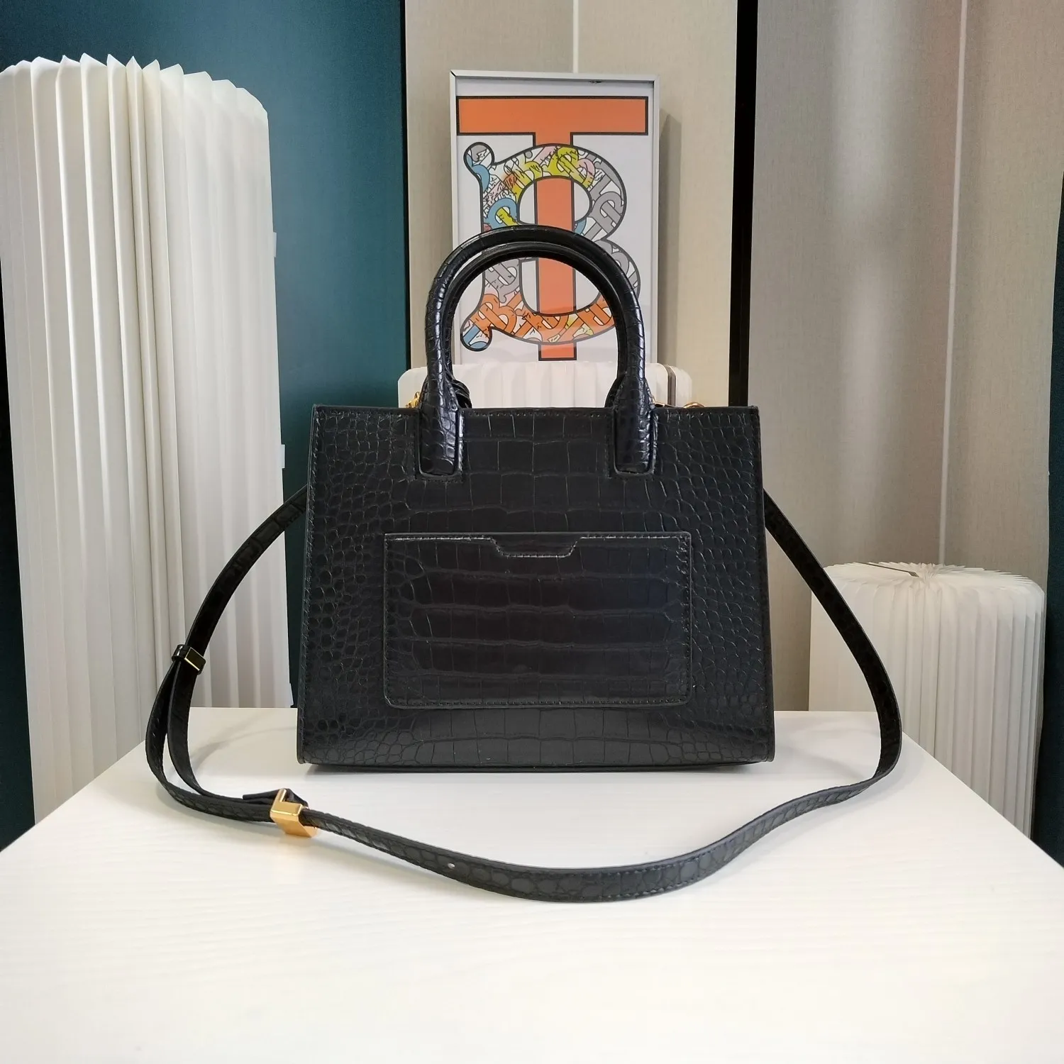 All Categories Official Website "Brand Women's Bags" Women's Bags 💙 Burberry 2024 New Burberry Crossbody Bag