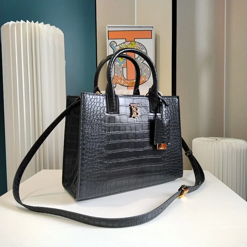 All Categories Official Website "Brand Women's Bags" Women's Bags 💙 Burberry 2024 New Burberry Crossbody Bag