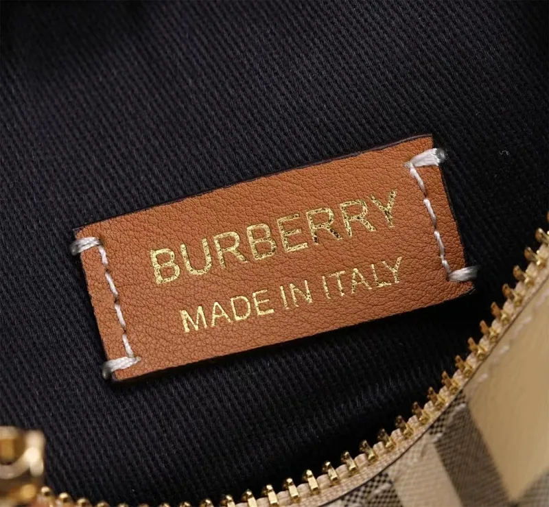 All categories Burberry women's bags (Burberry) Burberry 7088