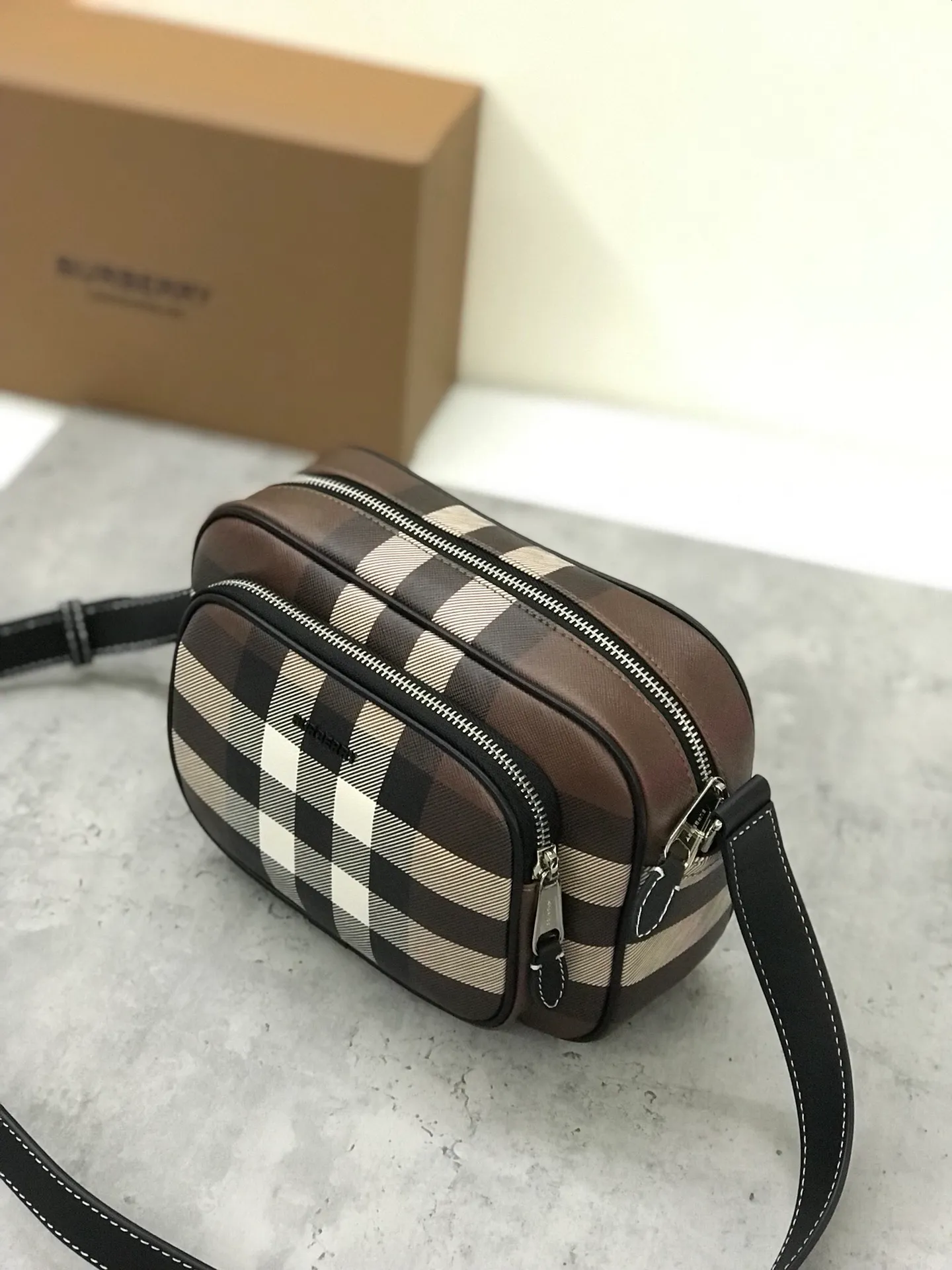 All categories Burberry women's bags (Burberry) Burberry 6088