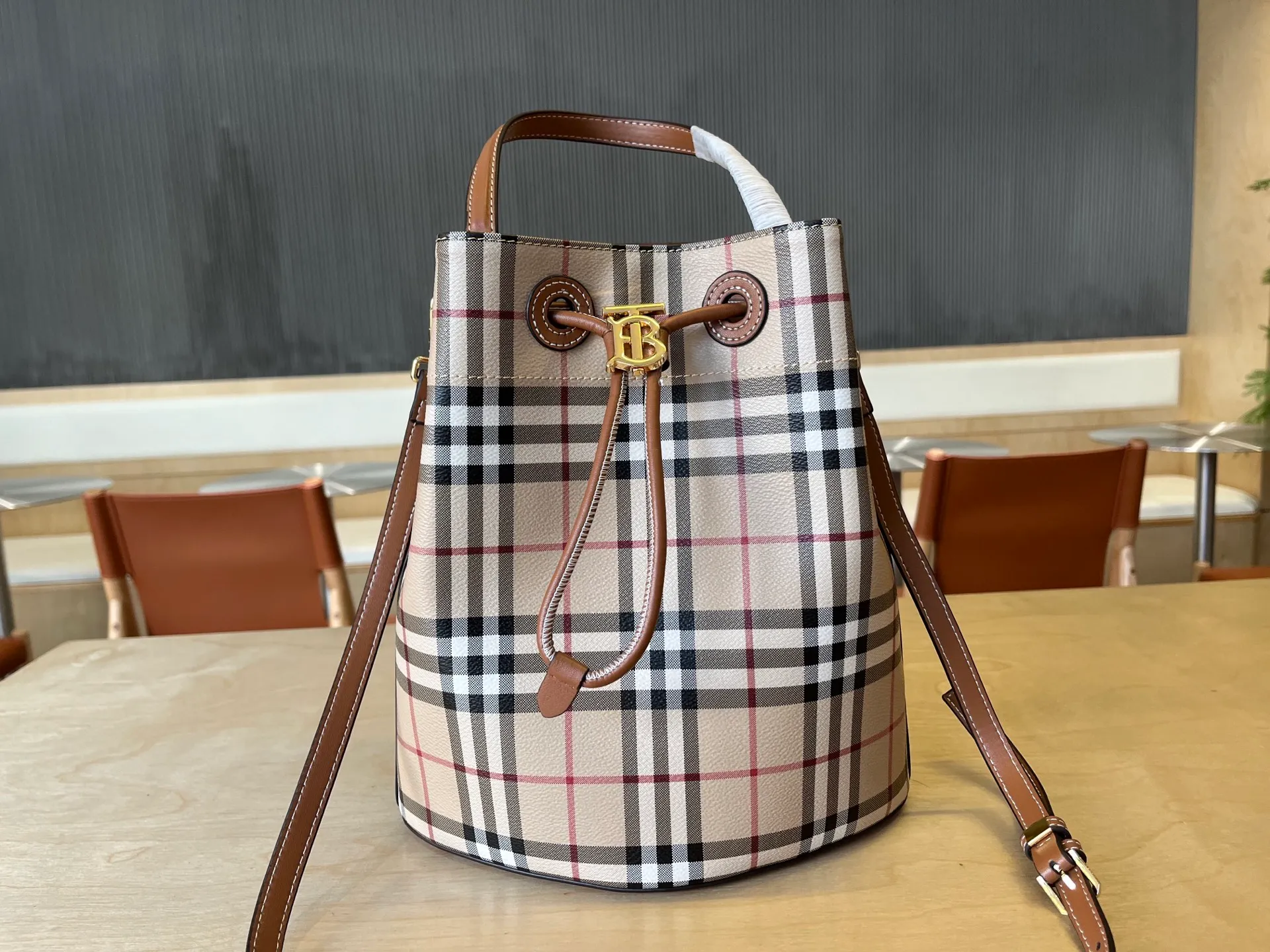 All categories Burberry women's bags (Burberry) Burberry 3303