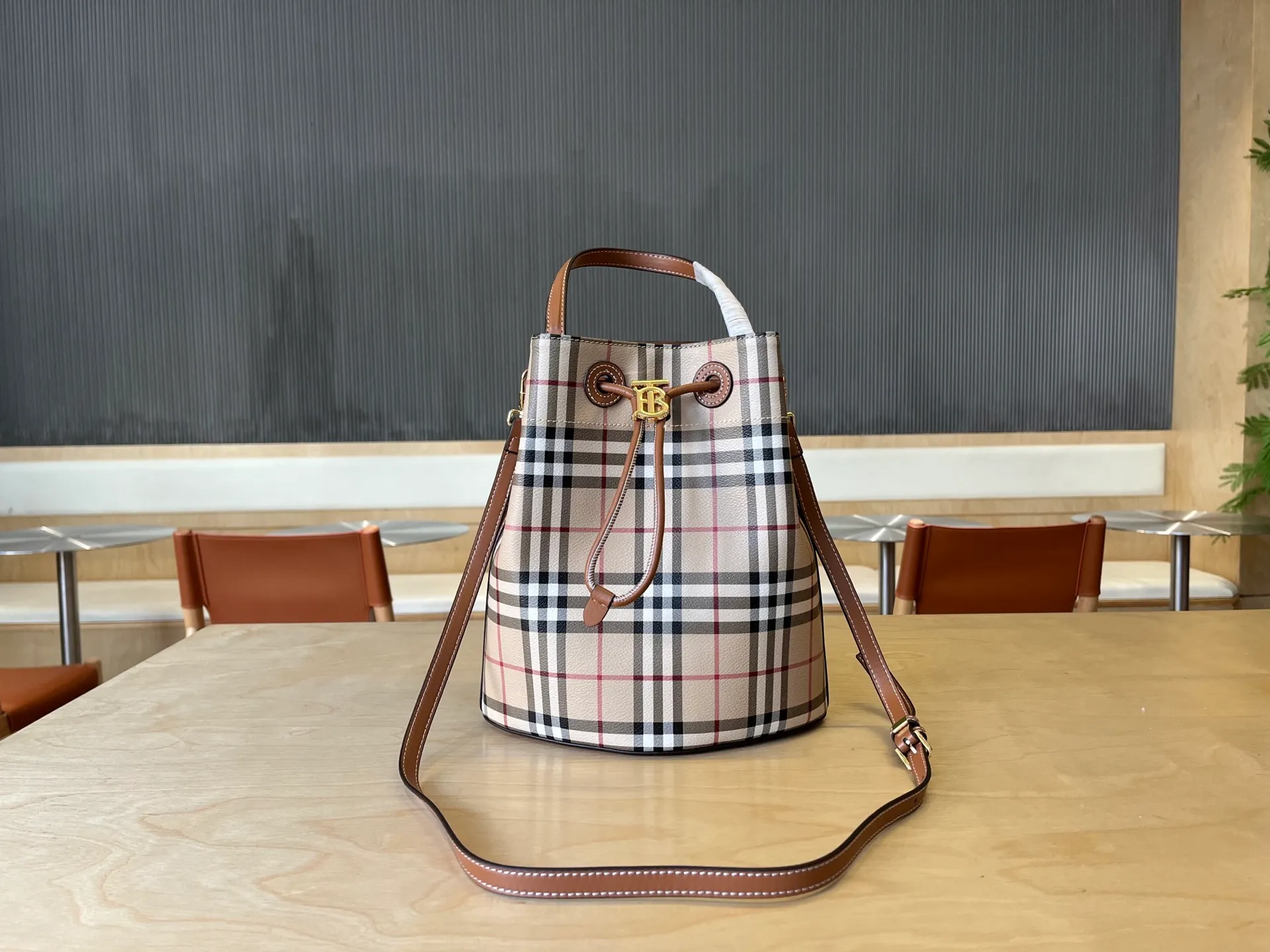 All categories Burberry women's bags (Burberry) Burberry 3303