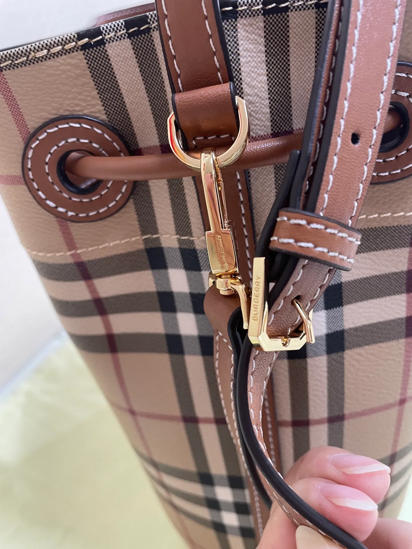 All categories Burberry women's bags (Burberry) Burberry 3303