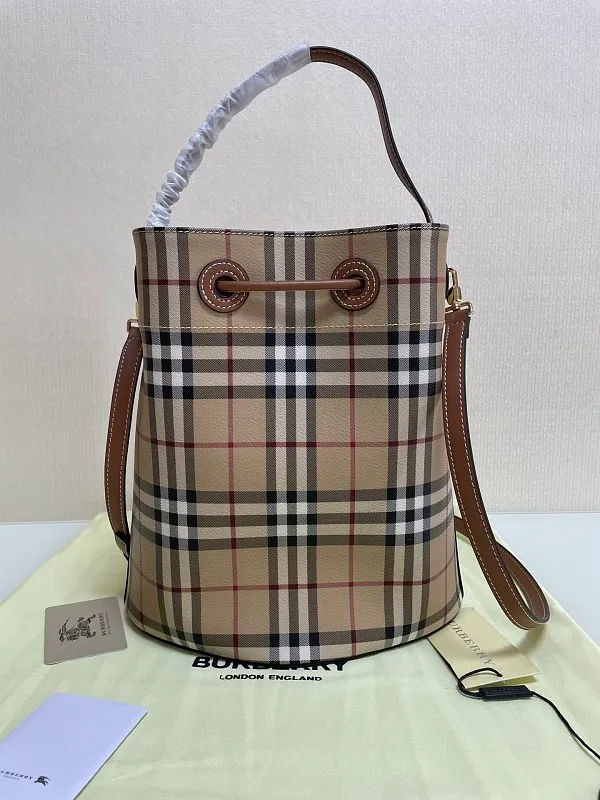 All categories Burberry women's bags (Burberry) Burberry 3303