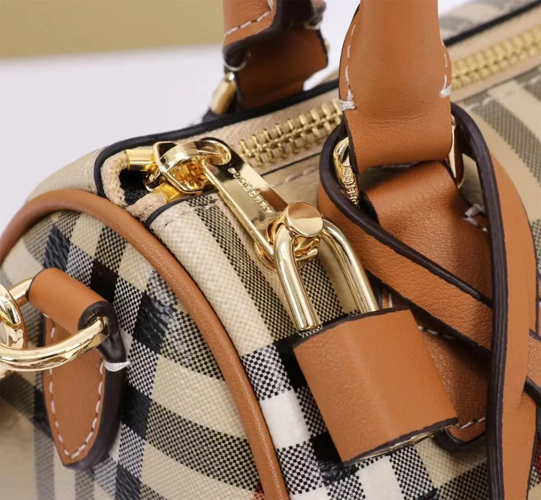 All categories Burberry women's bags (Burberry) Burberry 1811