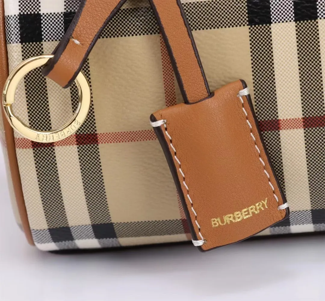 All categories Burberry women's bags (Burberry) Burberry 1811