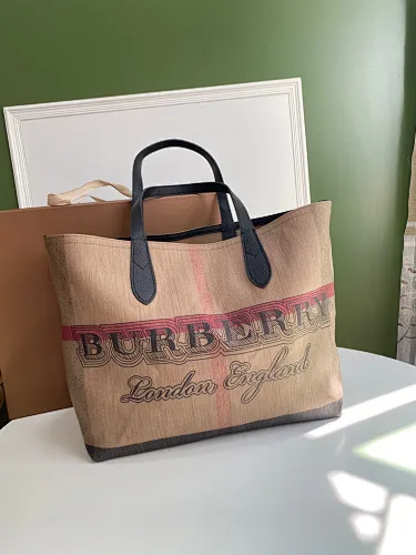 All categories Burberry women's bags (Burberry) Burberry original order 5415