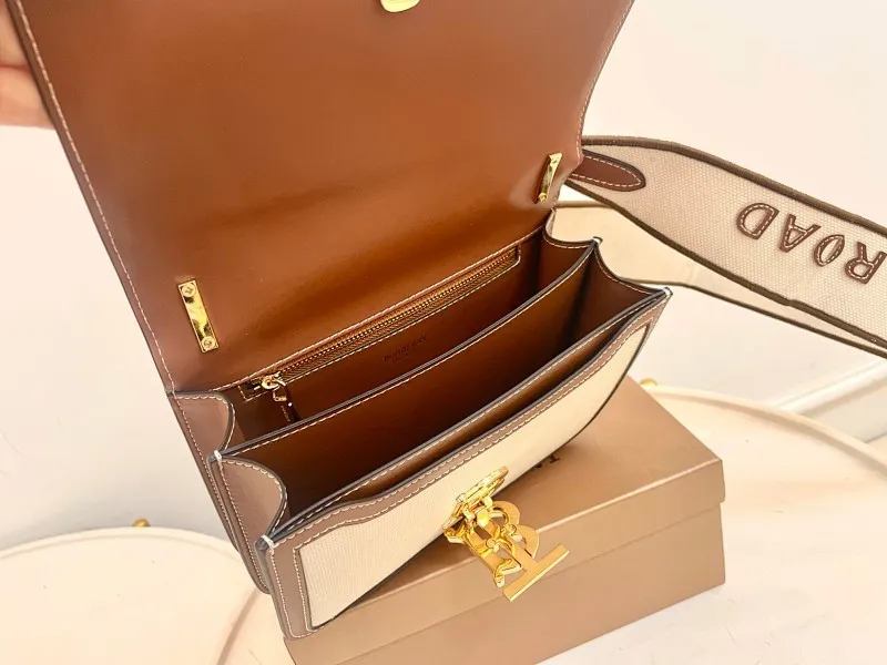 All Categories Official Website "Brand Women's Bags" Women's Bags 💙 Burberry 2023 New Burberry Crossbody Bag