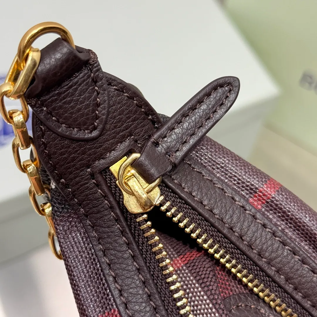 All Categories Burberry Women's Bags (Burberry) Burberry Special 1980