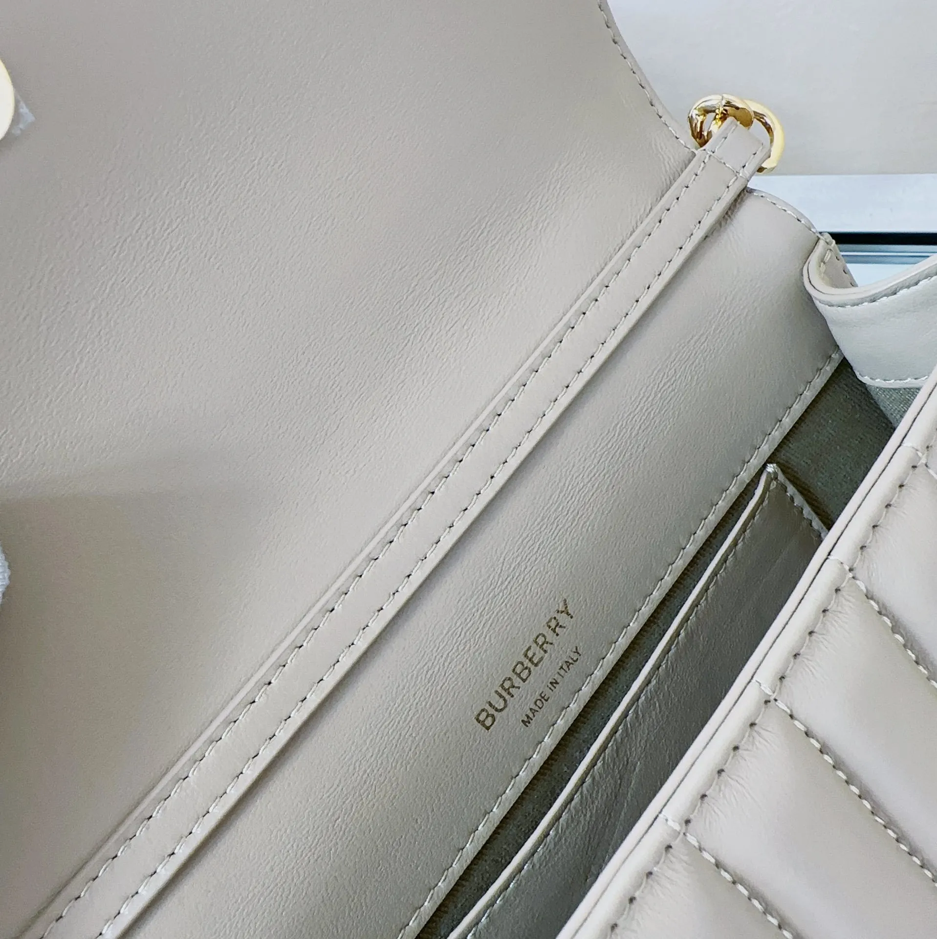 All Categories Burberry Women's Bags Burberry Original Order 1441