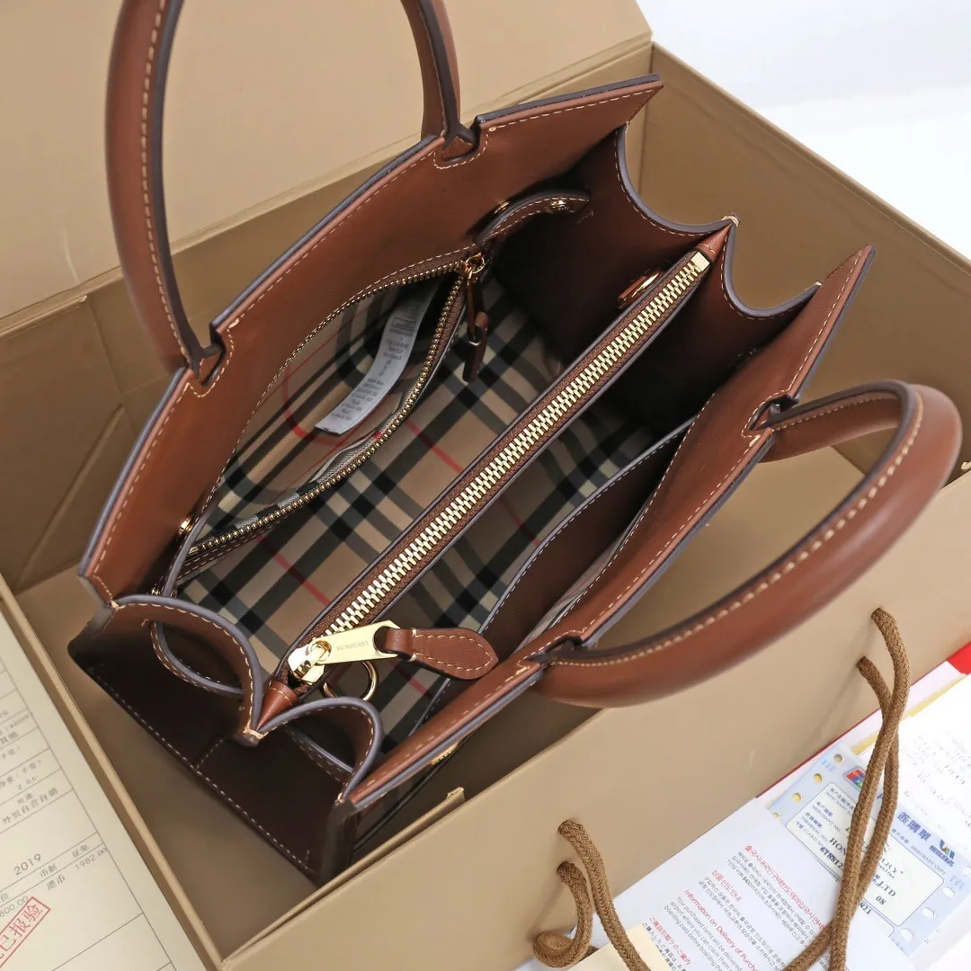 All categories Burberry women's bags (Burberry) Burberry 8347
