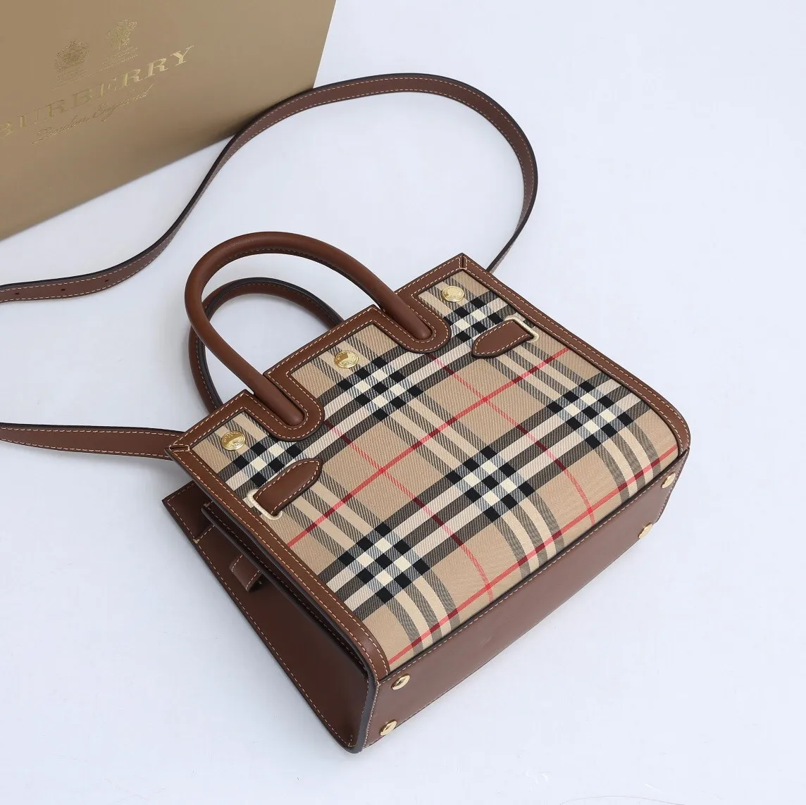 All categories Burberry women's bags (Burberry) Burberry 8347