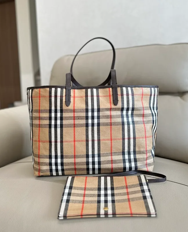 All categories Burberry women's bags (Burberry) Burberry original order 2221