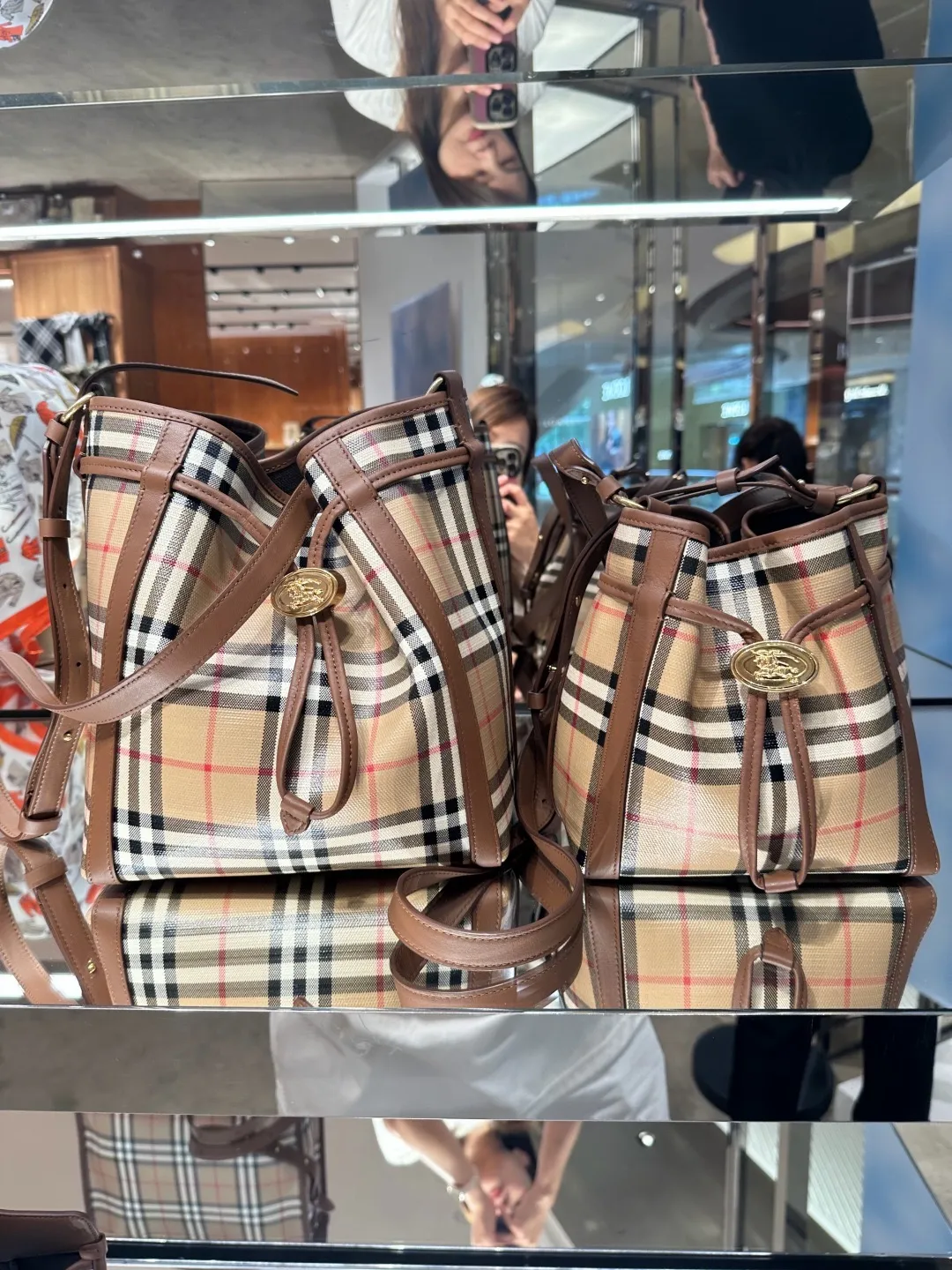 All categories Burberry women's bags (Burberry) Burberry original order 4644